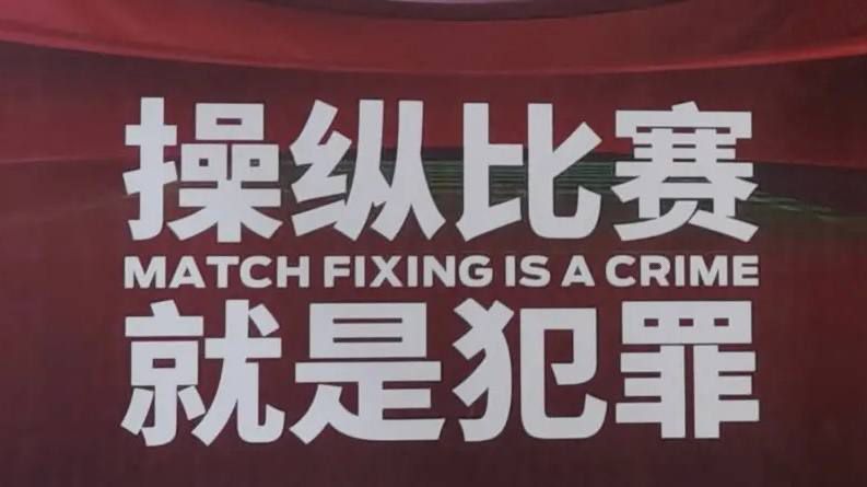 主演新剧《肯尼迪》聚焦著名政治家族 2 堪比时装周!